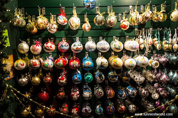 Магазин новогодних игрушек