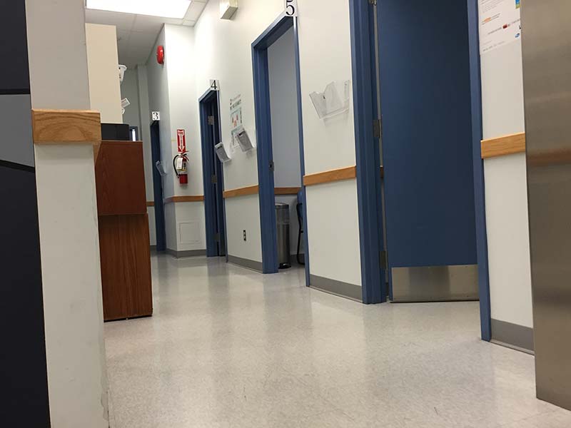 Клиника в Канаде